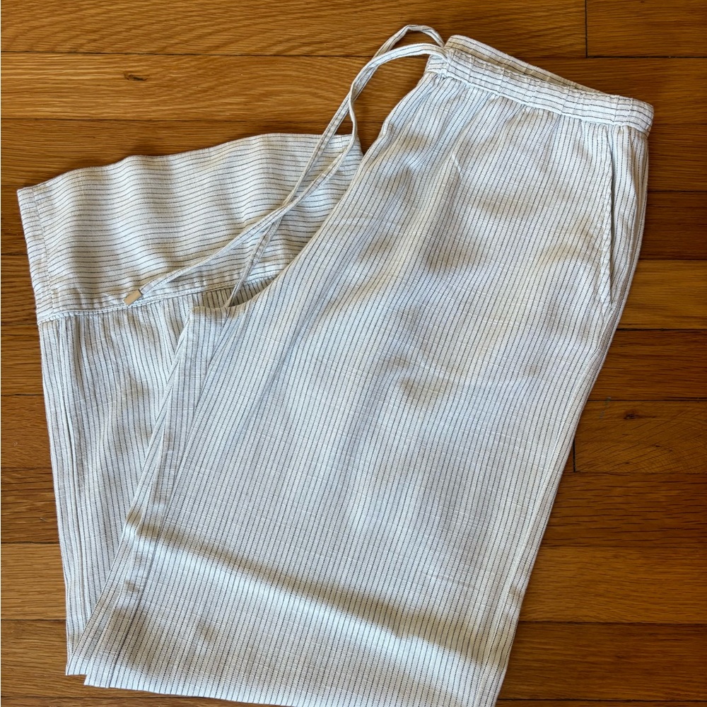 Zara White and Black Striped Pants